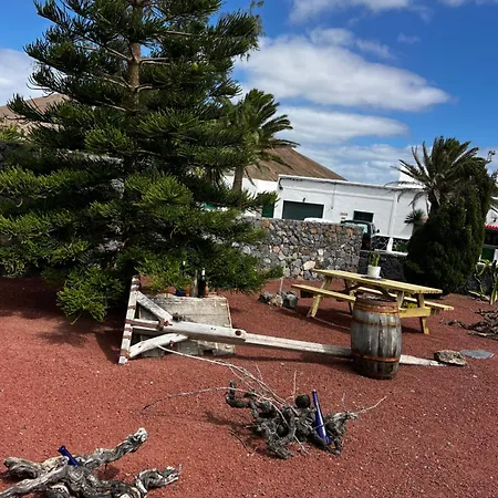 Casa Carla Lanzarote - Terraza, Bbq Y Jardin Volcanico La Vegueta