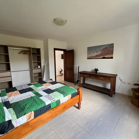 Semesterbostad Casa Carla La Vegueta